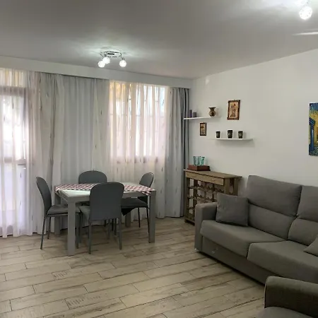 Duplex Virginia Las Americas