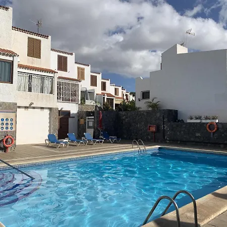 アパート Duplex Virginia Las Americas *