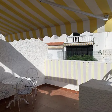 Duplex Virginia Las Americas アパート *